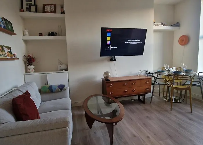 公寓 Cosy 1bd In Refurbed Victorian House Heart Of D6 *